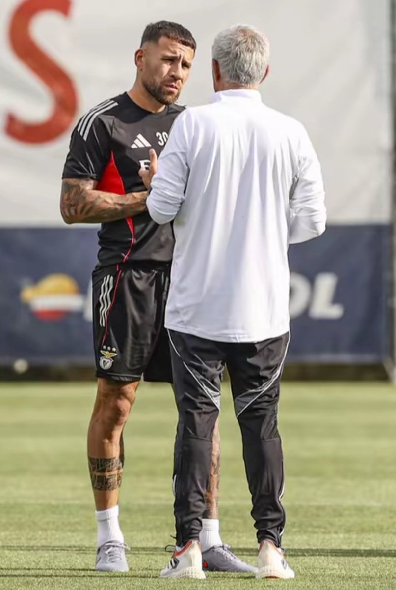 Foto pesada 🥵🦅