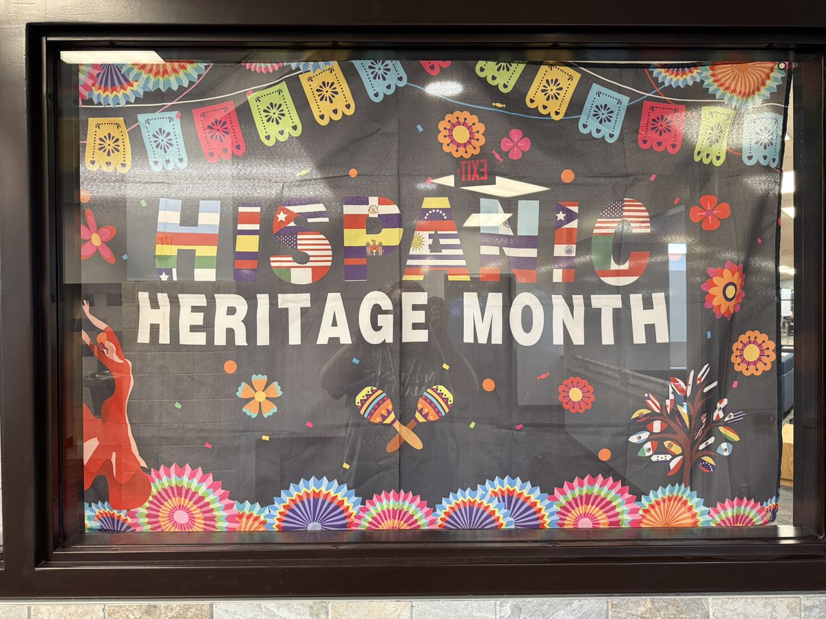 Kingwood High School Library tweet media