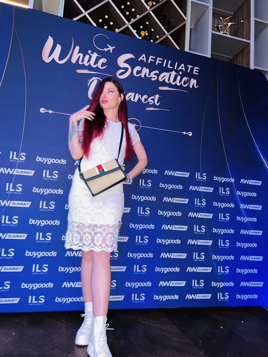 Rebekah_vonKat's tweet photo. Had a great time at AWSummit last week and loved partying with @kenna_soft 🤩😍

Shoutout to @theAWMedia for the amazing event! ❤️‍🔥 https://t.co/6UgE5Kfod3