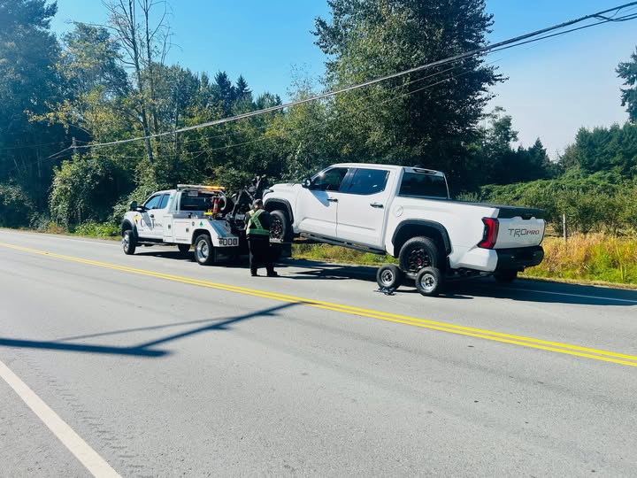 LangleyRCMP's tweet image. 🚨Too Quick for Their Own Good🚨
Yesterday around 11 a.m., officers spotted a white pickup blasting down 248 Street at 135 km/h.
The driver’s checklist?
❌ No “N” sign
❌ No insurance
❌ No time for the speed limit
The finale:  Tickets served, truck impounded for excessive speed