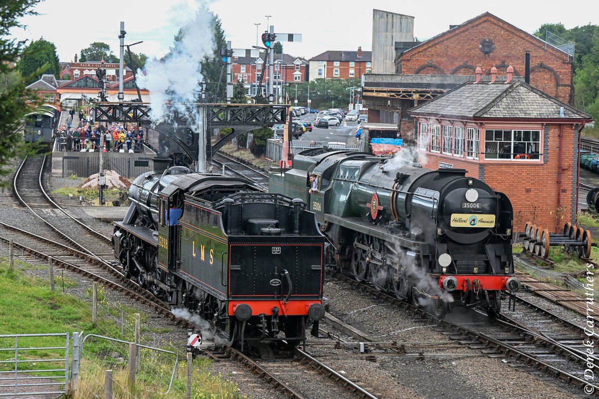 carrudi1955's tweet image. SR Merchant Navy 35006 and LMS Stanier mogul 13268 running around at Kidderminster SVR on the 18th September 2025 at the Severn Valley Railway autumn steam gala. #SVR #severnvalleyrailway #LMS #SR