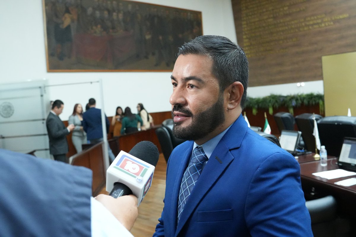 En el Pleno del Congreso propusimos que la Presa El Tunal II no sólo se construya en Durango, sino que también se construya con Durango. 💧💪

Planteamos que el Gobierno del Estado, a través de SEDECO y la Secretaría del Trabajo, impulse programas de capacitación, certificación y