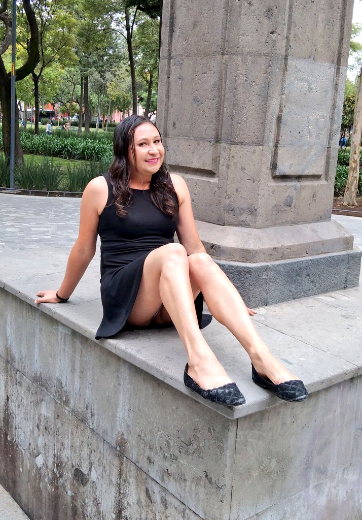 Hey, lindo juevebes!
Que plan para hoy eh jeje, igual sigo esperando sus preguntas para el live!
Y siganme en Tiktok porfi, me gustaría crecer por haya, estoy subiendo muchos videitos!
Besitos ricos... 😘🥰