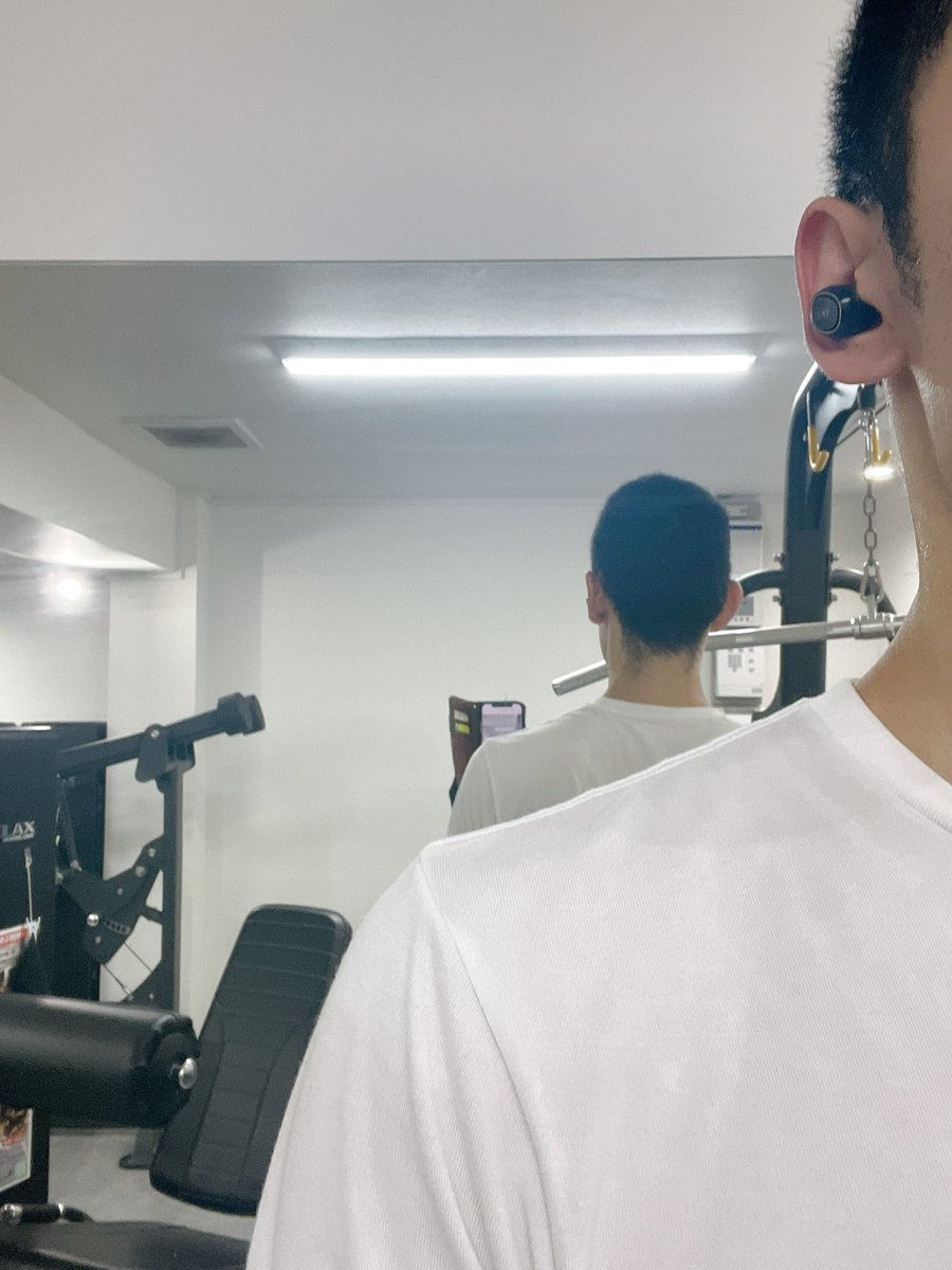 ojis_groom's tweet image. おはようございます☀
いつものルーティン

全力疾走🏃→背中トレ🏋️‍♀️

糖質抜きの朝トレは記録伸びづらいな〜と思い、大盛りご飯の偉大さに気づいた31の朝

今日もほどほどで〜

#筋トレ初心者  #朝活 #健康オタク 
 #筋トレ垢さんと繋がりたい 
 #筋トレ好きな人と繋がりたい 
 #筋トレ垢と繋がりたい