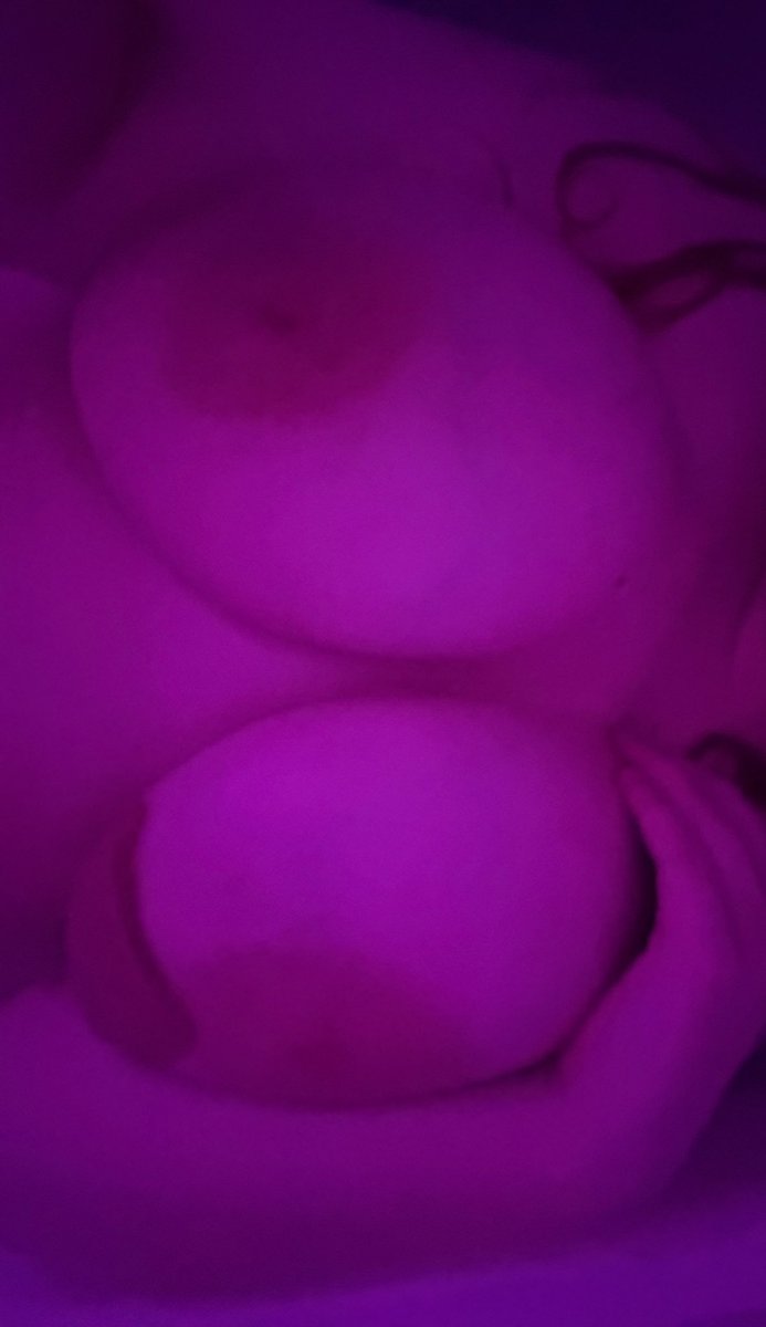 luxurylils's tweet photo. like n rt for free titty pics <3

#nsfw #nsfwtwt https://t.co/z3HIx2J8PB