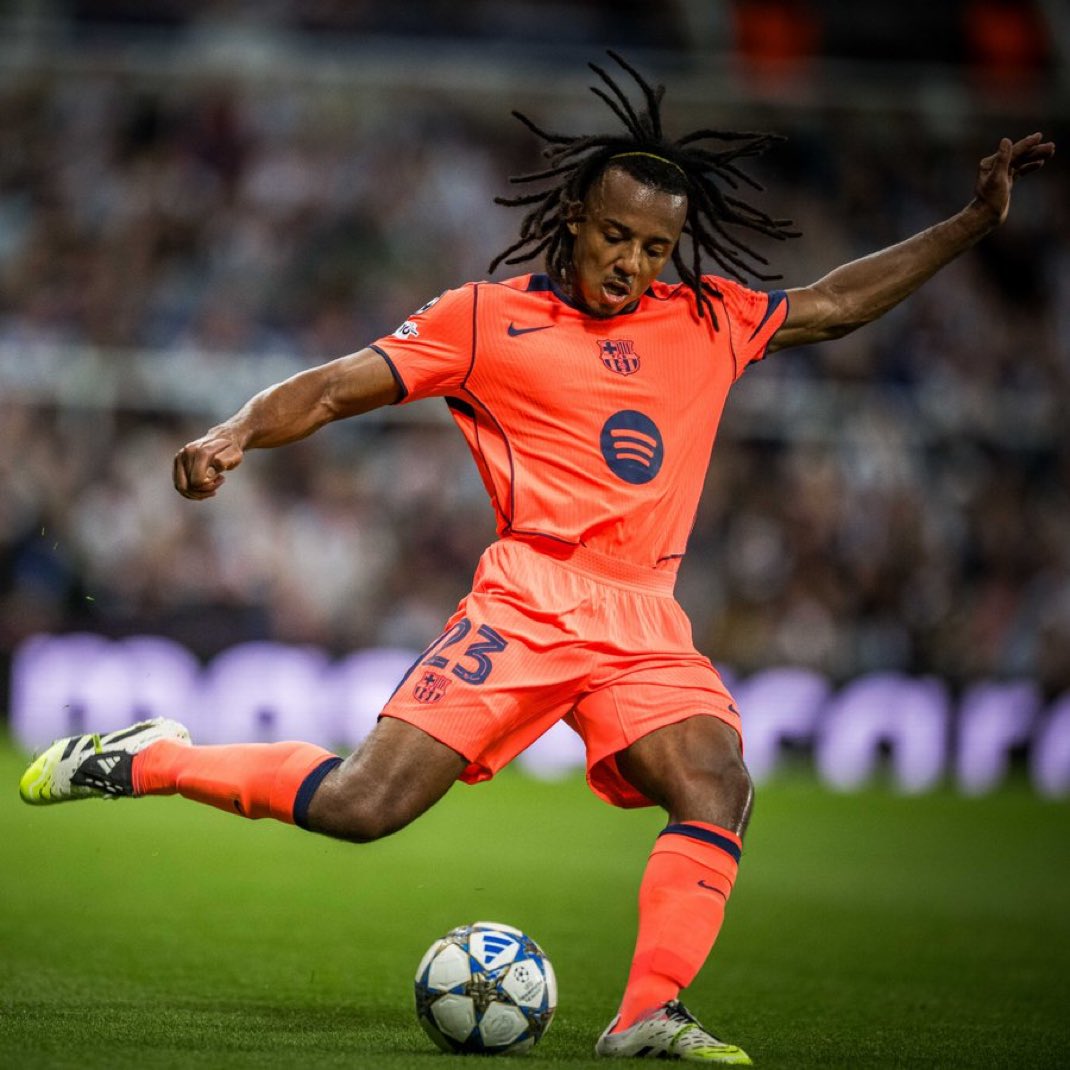 Le match de Jules Kounde aujourd'hui faut juste se lever et applaudir 👏🏿

Infranchissable 🧱