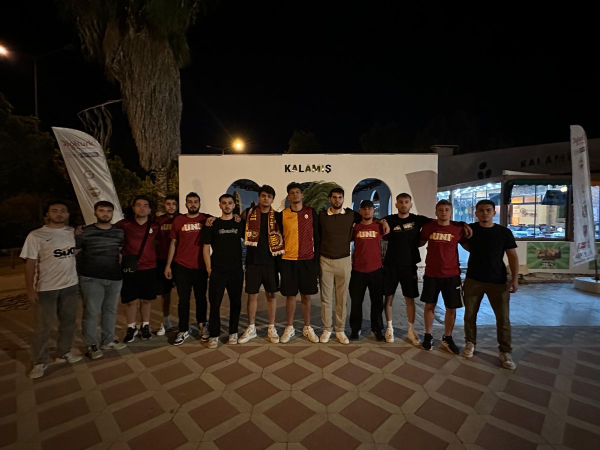 CANIM FEDA OLSUN SANA!

frankfurt-Galatasaray maçını beraber izledik.

#ultrAslanUNI 
#AkdenizBölge
#uAUNITARSUS