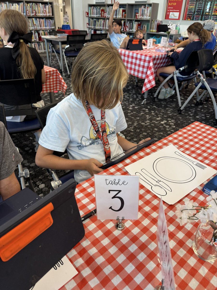 MohawkReads's tweet image. 🇫🇷🍽️The Mohawk Library became a French cafe today for 5th grade! My customers sampled some amazing books from all types of genres. Lots of books have received 5 star reviews! #mohawkreads #librariesinrisd #risddreambig