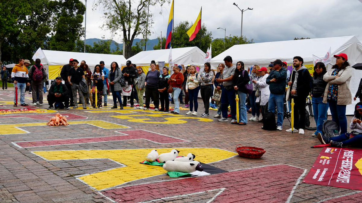 FECODE y su Comité Ejecutivo reafirman el respaldo a la <a href="/adebogota/">ADE 🇵🇸</a>  en esta lucha en defensa de la educación pública contra la privatización y las políticas de represión y vulneración del derecho a la protesta por parte de la Administración de Galán.