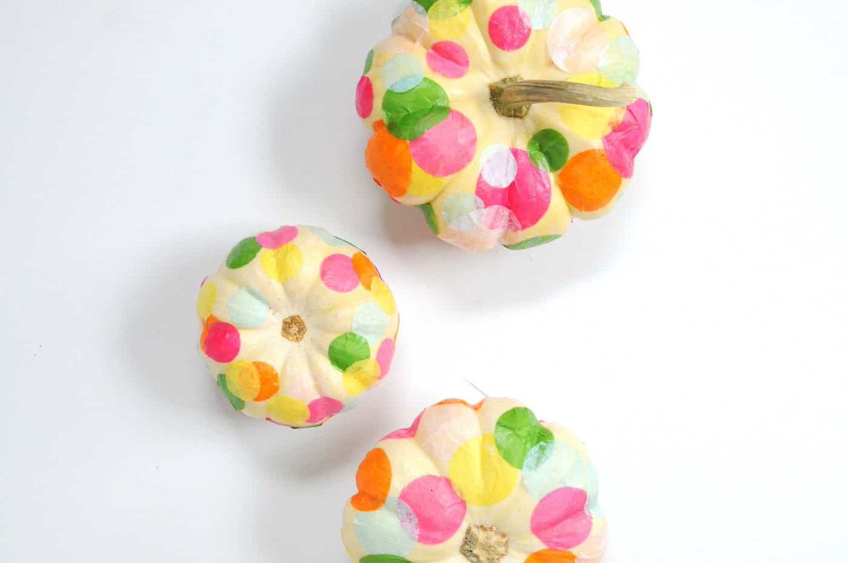 Festive Mini Pumpkin Decorating with Mod Podge
modpodgerocksblog.com/mini-pumpkin-d…