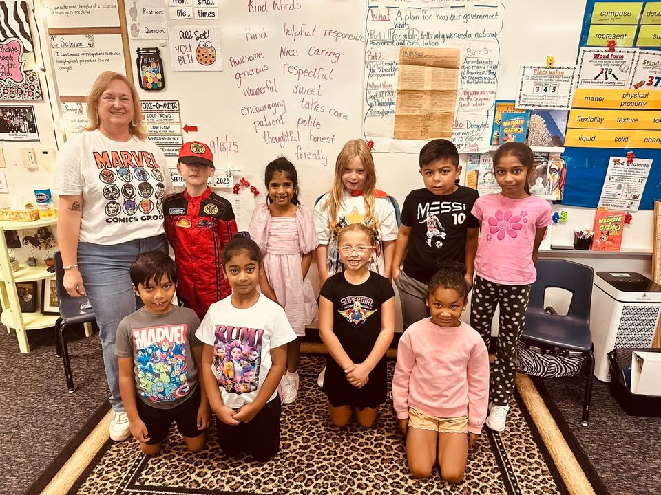 LewisvilleISD's tweet image. Kindness is 𝓢𝓤𝓟𝓔𝓡

Everyone has a hero to look up to, and today LISD students and staff said 𝓉𝒽𝒶𝓃𝓀 𝓎𝑜𝓊 to those who inspire us to be kind!

We can&apos;t wait to see everyone #ChooseKindness tomorrow with their Kindness shirts and shades of blue!

#LISDBeKind #OneLISD