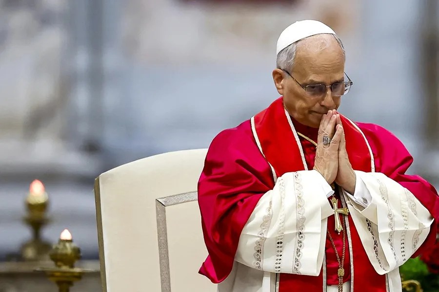 🇻🇦 | El papa León XIV manifiesta su preocupación por la creciente acumulación de la riqueza mundial en pocas manos y pone como ejemplo de ello al magnate Elon Musk, quien puede llegar a ser el primer billonario de la historia.