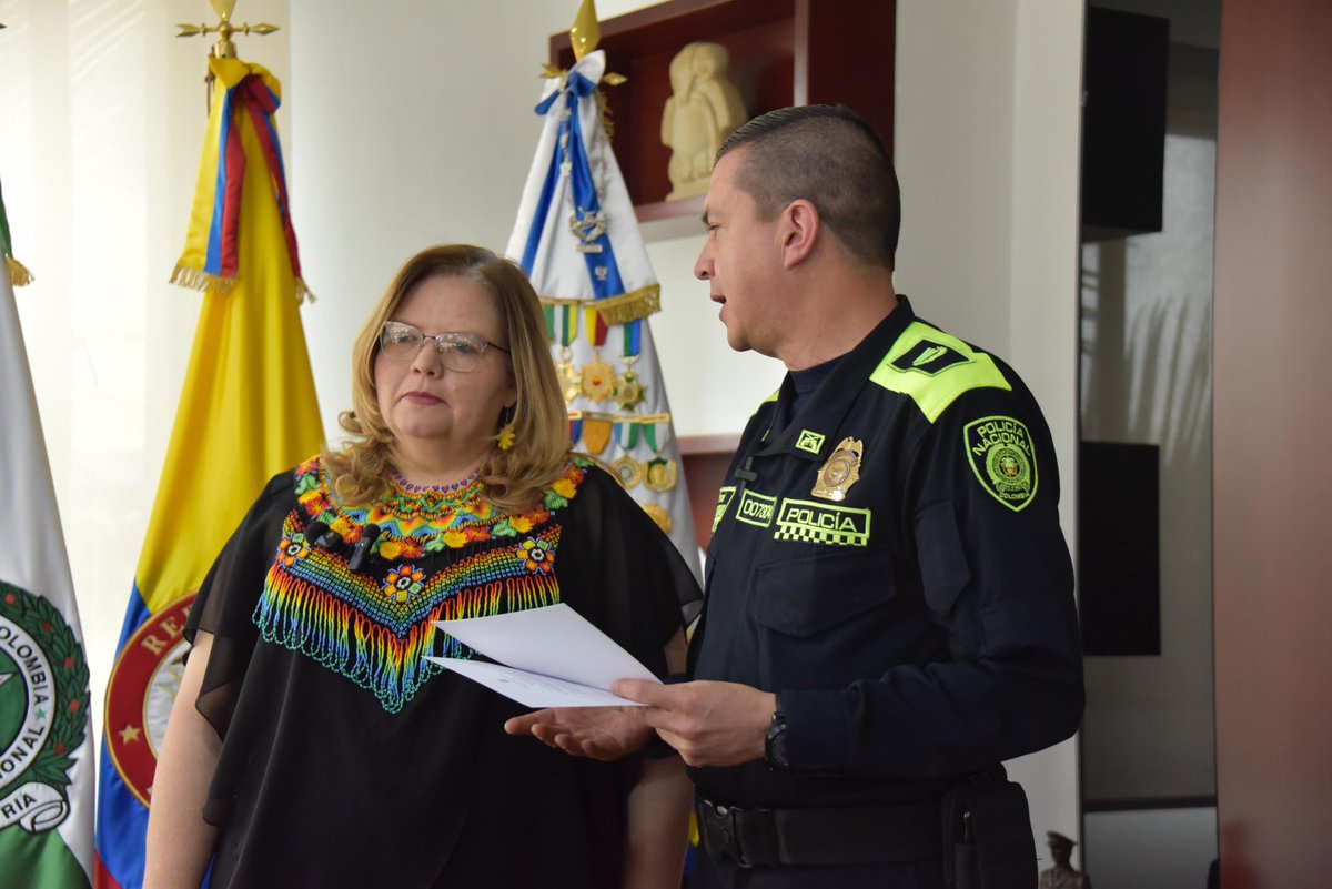 👮🏼Hoy nos reunimos con la Directora del Instituto Colombiano de Bienestar Familiar, para abordar estrategias clave en la protección y seguridad de nuestros niños, niñas y adolescentes. 🔒 Trabajamos juntos para garantizar sus derechos y construir un futuro seguro.💚