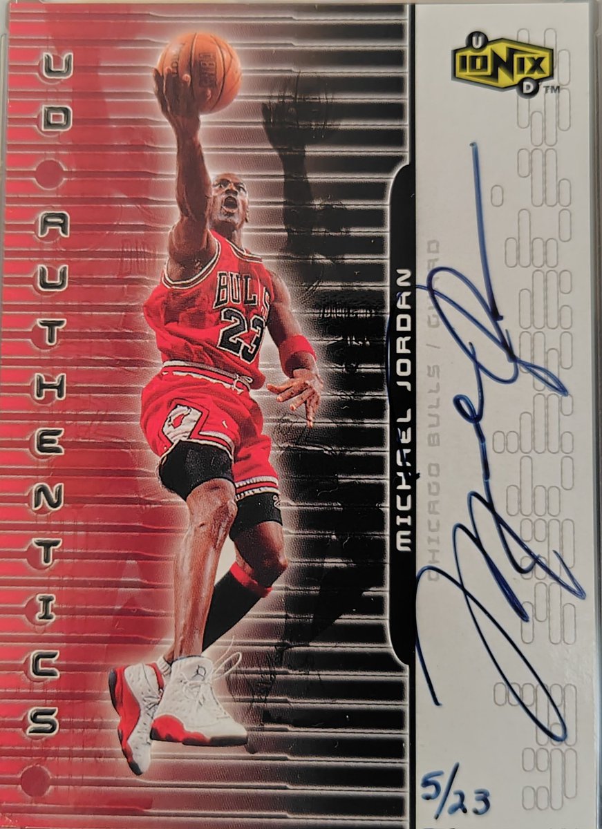 ojbFGUTPdW53781's tweet image. MJは皆好きでしょうが仕事仲間だったら距離を置きたい
チームメイトへの厳しいプレッシャーも
世界一の選手は孤高なんです
【39】Michael Jordan
#NBA75