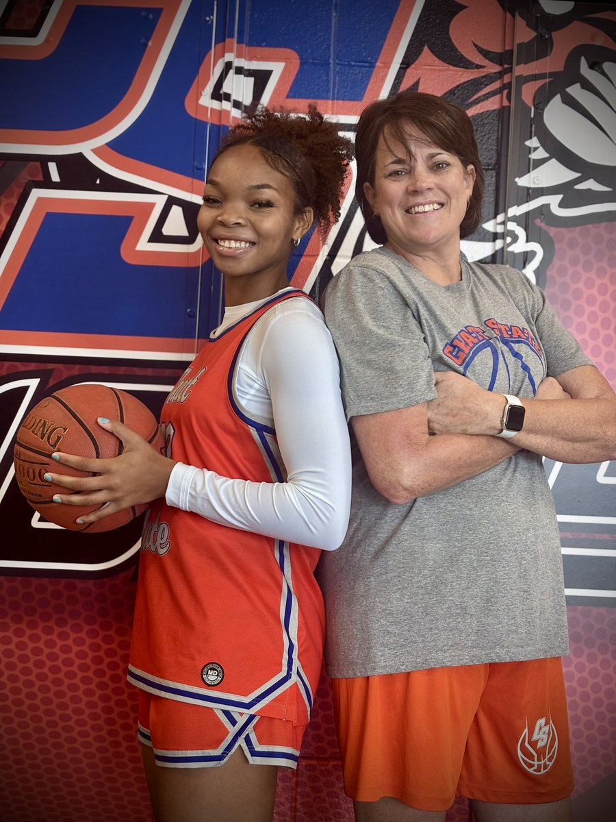 Ariana Swain (@ari_swain) on Twitter photo After a great visit with Coach Franklin and Coach Cummings, I am excited to announce I have received my first official offer to play basketball for <a href="/ChattStateWBB/">Chattanooga State WBBall</a>! Thank you for this amazing opportunity! After a great visit with Coach Franklin and Coach Cummings, I am excited to announce I have received my first official offer to play basketball for <a href="/ChattStateWBB/">Chattanooga State WBBall</a>! Thank you for this amazing opportunity!