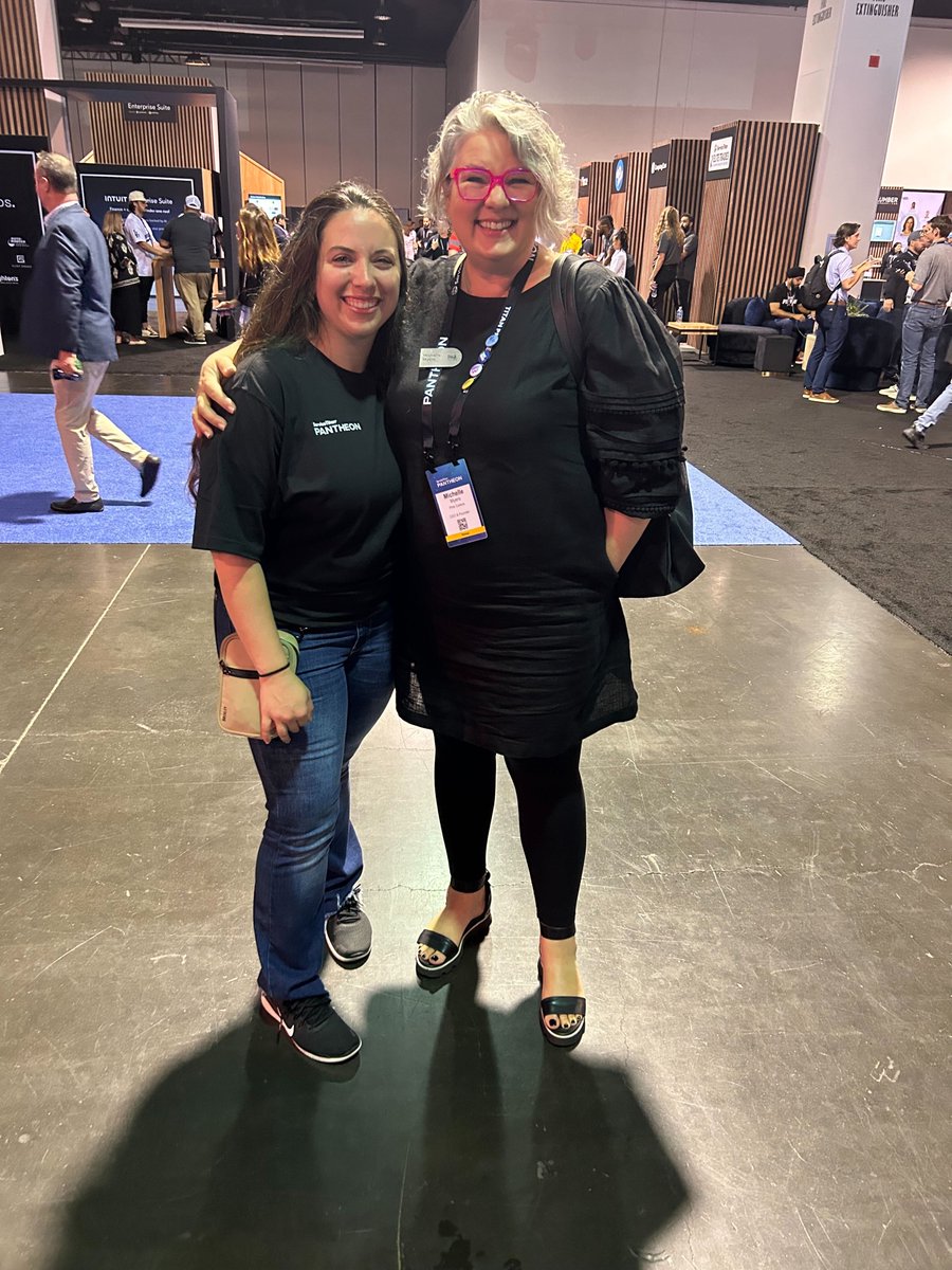PinkCallers's tweet image. Check out these two powerhouse women in the trades.  @servicetitan superstars Danielle &amp;amp; Brittney!
Come find us: hubs.li/Q03K28280
#Pantheon2025 #ServiceTitanCertified #ServiceTitan #PinkCallers