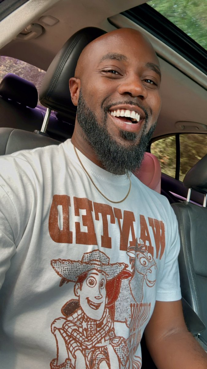 JoshDaWay's tweet image. 30 years later &amp;amp; I finally saw Toy Story in theaters… in my Woody fit &amp;amp; Toy Story Crocs 🤠👢🛸 The best part? I had the ENTIRE theater to myself. ✨CORE MEMORY UNLOCKED✨

#ToyStory30 #ToInfinityAndBeyond