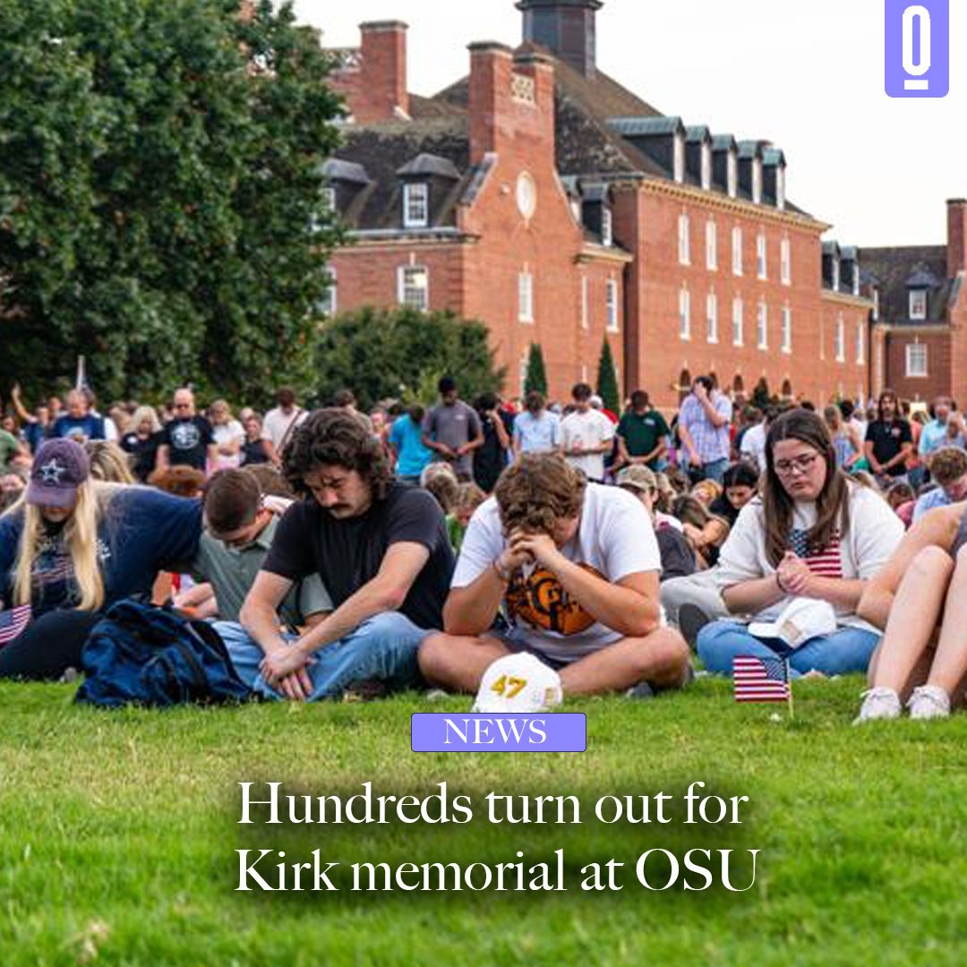 OCollyNewsroom's tweet photo. Hundreds gathered on Library Lawn to mourn conservative activist Charlie Kirk, who was fatally shot last week at a Utah college event.
OSU’s TPUSA chapter hosted the vigil, remembering Kirk’s faith, activism and legacy. 
https://t.co/Hhr6SIiDGM 
✍️ Rhema Coleman + Raynee Howell https://t.co/MEtCibLeUd