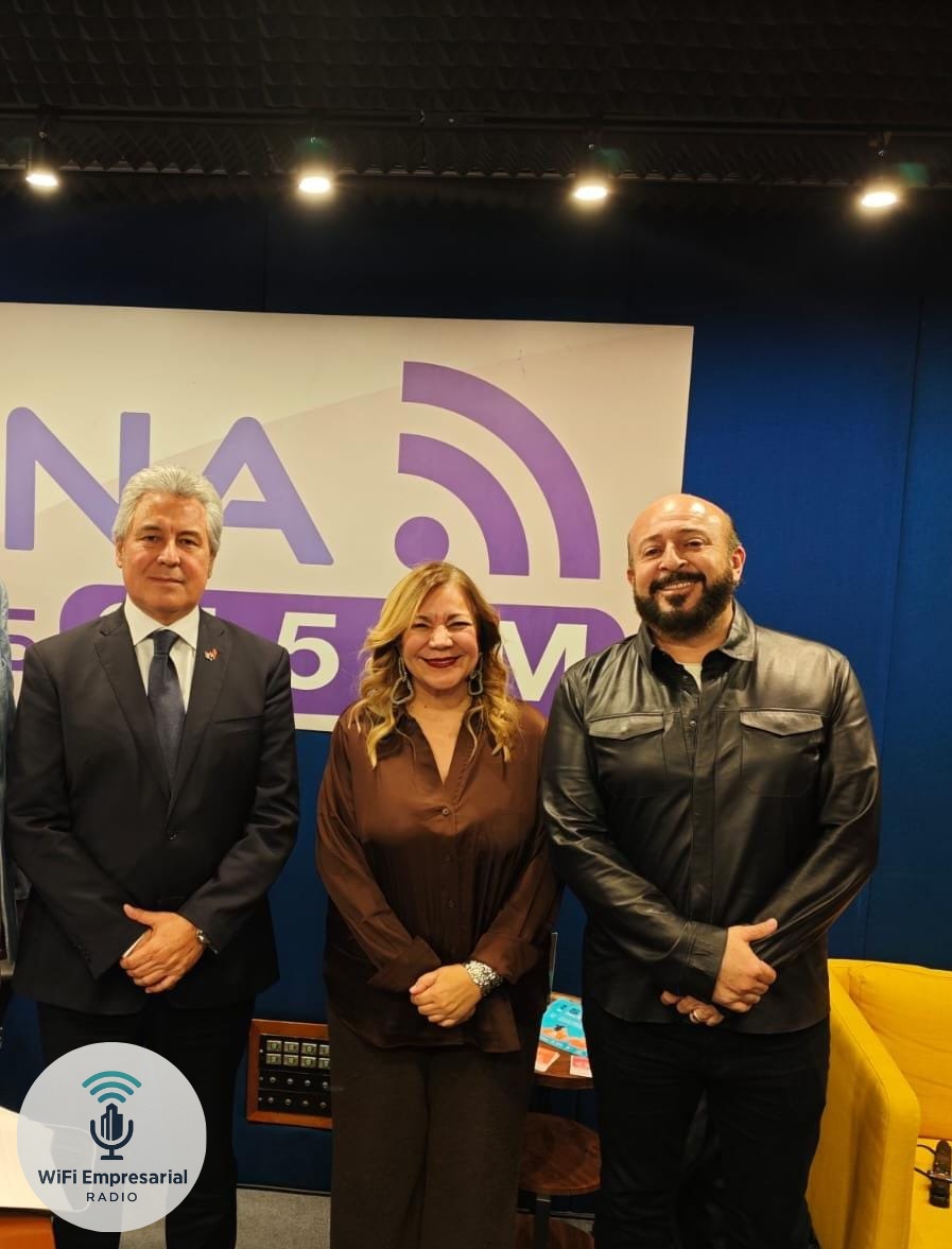 MarcoValerioGDL's tweet photo. Hoy dió inicio WiFi Empresarial, un programa de radio en 91.5 de FM, que se desarrollará todos los Jueves de 12 a 13 hrs, temas de interés relacionados con tu empresa.

Como invitados Georgia Gómez  y Miguel Angel Landeros @COMCE_Occte, gracias por acompañarnos https://t.co/ZeSwzf6apd