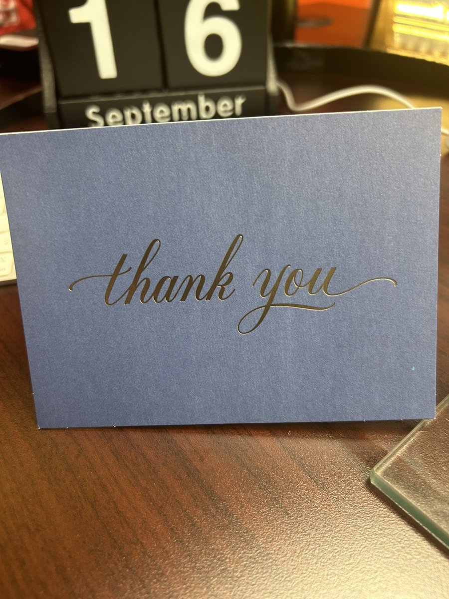 A handwritten note has always been my jam. So, receiving one from a colleague recognizing my hard work was a great feeling. Thanks Dr. Jackson for the "deposit". #learnleadroar