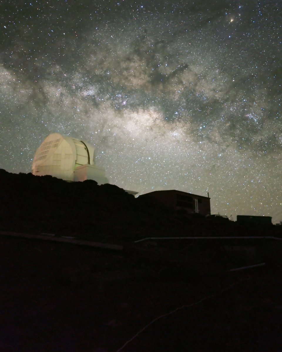 National Solar Observatory (@natsolarobs) on Twitter photo As night settles over Haleakalā, the stars light the sky above the <a href="/NSF/">U.S. National Science Foundation</a> Daniel K. Inouye Solar Telescope 🤩🌌 Image taken by NSO team member Anthony Santini, Haleakalā Amateur Astronomers
#Astronomy #InouyeSolarTelescope #Haleakalā As night settles over Haleakalā, the stars light the sky above the <a href="/NSF/">U.S. National Science Foundation</a> Daniel K. Inouye Solar Telescope 🤩🌌 Image taken by NSO team member Anthony Santini, Haleakalā Amateur Astronomers
#Astronomy #InouyeSolarTelescope #Haleakalā