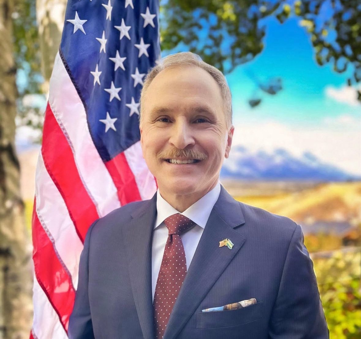 Felicitaciones a <a href="/pldocmd/">Peter Lamelas, MD, MBA</a> por su confirmación en el Senado de los Estados Unidos como <a href="/USAmbassadorARG/">Embajador de EEUU en Argentina</a> . Seguramente seguiremos construyendo una gran relación bilateral con su trabajo en <a href="/EmbajadaEEUUarg/">Embajada de EEUU en Argentina</a>