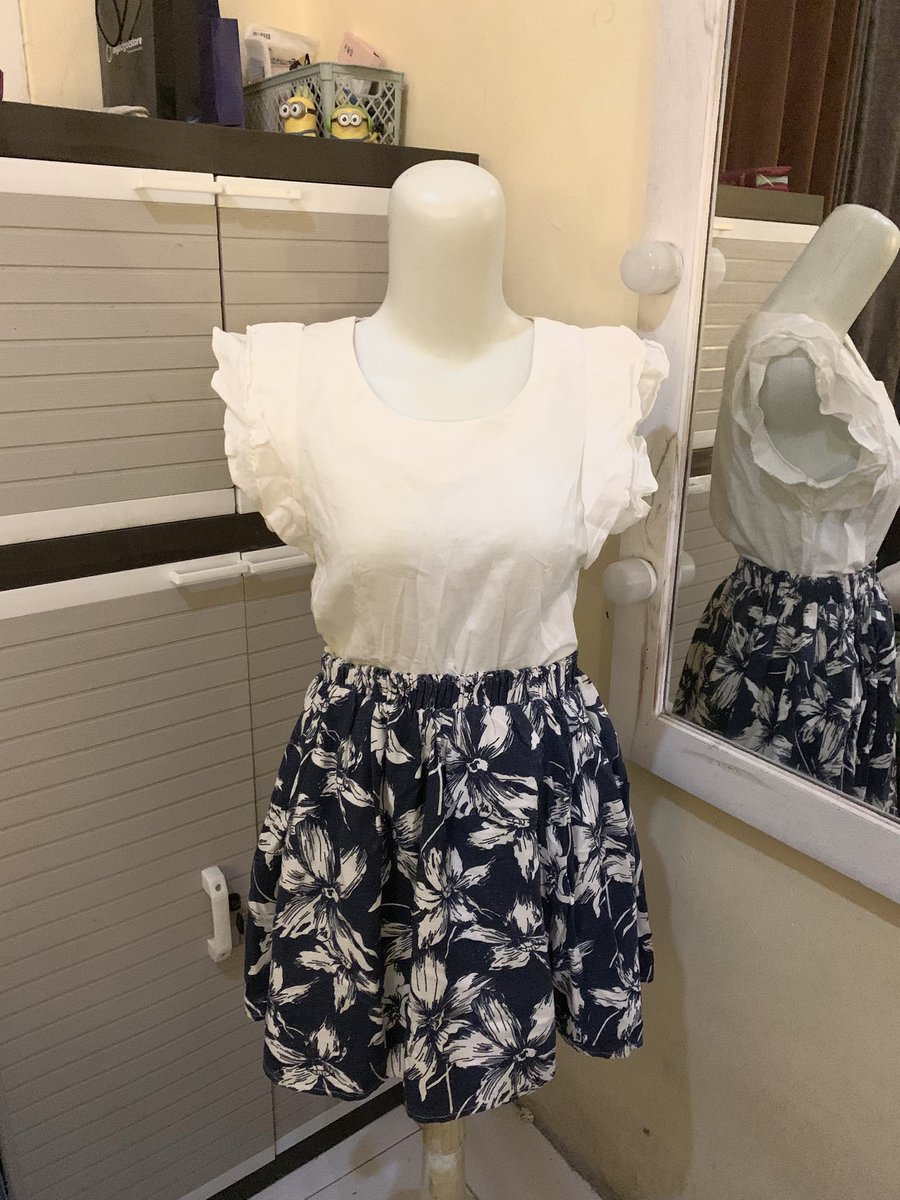 vanileaate's tweet photo. atasan gemes preloved pribadi ya
20k/item bisa co oren
dom malang kota ya https://t.co/D3vjTSDeoW