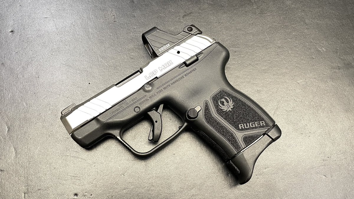 KyRangeTime's tweet image. New Product Launch Today from @viridianweapontech 

Viridian Weapon Systems RFX1 Custom 3moa Green Dot Sight for the Ruger LCP Max

✅ Instant On
✅ 3 moss dot
✅ Auto brightness
✅ CNC Machined Frame
✅ 30,000 hour battery life 

#viridianrfx1 #eyesseegreenbetter #rugerlcpmax