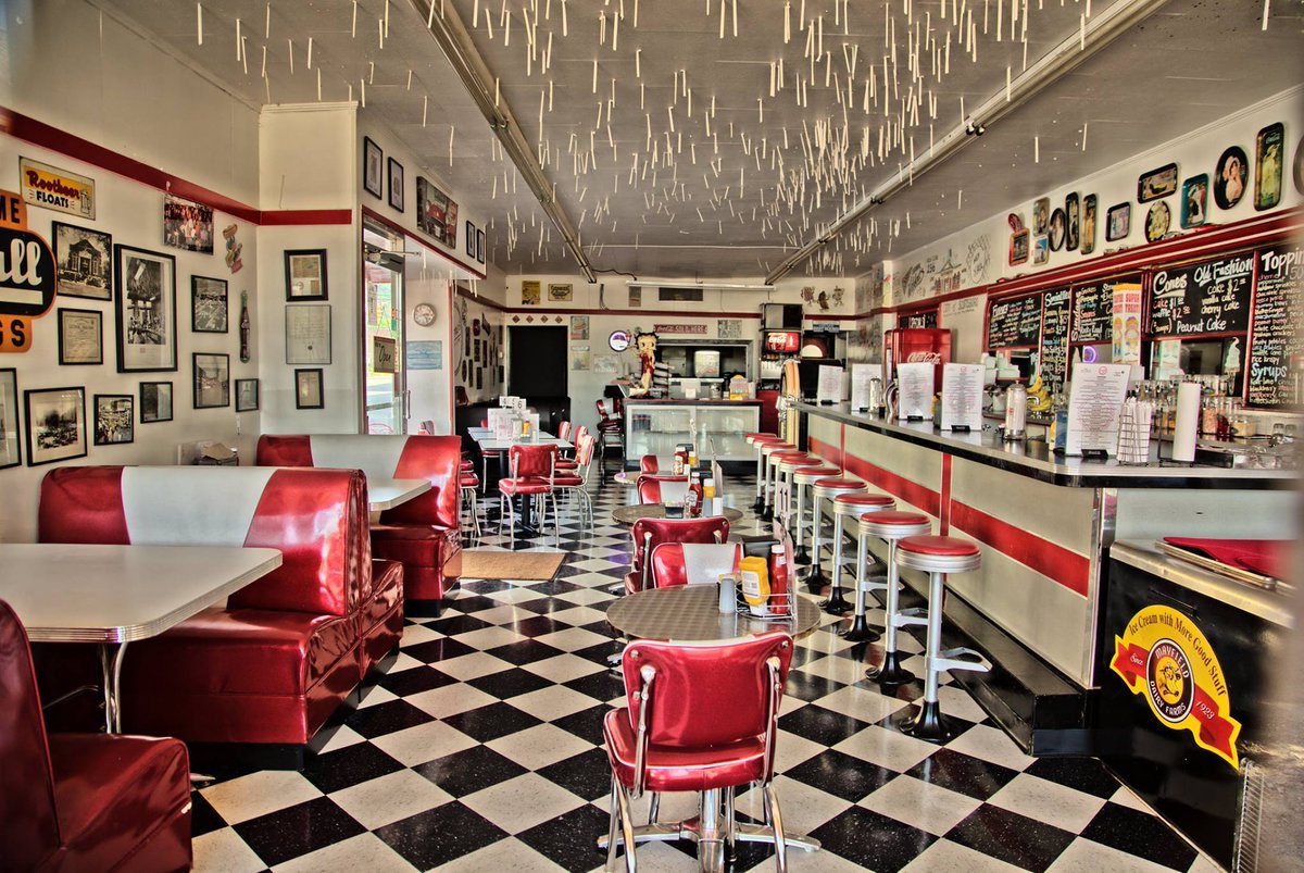 Payne's Sandwich Shop &amp; Soda Fountain ...est 1869

Scottsboro, Alabama