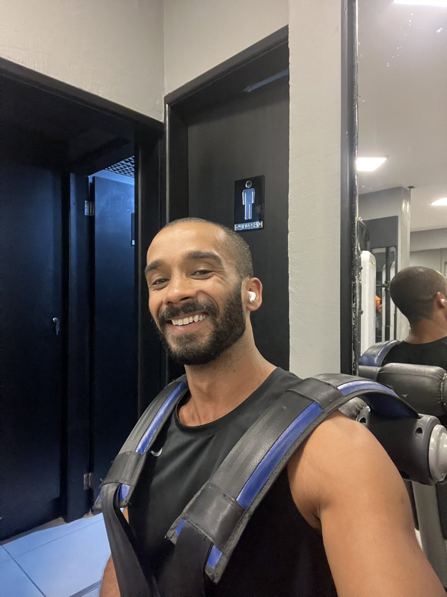 Victor Barcelos tweet media