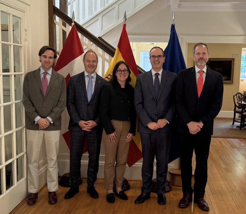 Embajada de España en Canadá (@embespcanada) on Twitter photo La <a href="/fortegamaranon/">Fundación Ortega-Marañón</a> avanza en su presencia en #Canada y colabora con la Universidad <a href="/uOttawa/">Université d'Ottawa | University of Ottawa</a> 🇪🇸🇨🇦🇪🇺 con apoyo <a href="/EmbEspCanada/">Embajada de España en Canadá</a>
The <a href="/fortegamaranon/">Fundación Ortega-Marañón</a> is expanding its presence in #Canada and collaborating with <a href="/uOttawa/">Université d'Ottawa | University of Ottawa</a> 🇪🇸🇨🇦🇪🇺 with support from <a href="/EmbEspCanada/">Embajada de España en Canadá</a>. La <a href="/fortegamaranon/">Fundación Ortega-Marañón</a> avanza en su presencia en #Canada y colabora con la Universidad <a href="/uOttawa/">Université d'Ottawa | University of Ottawa</a> 🇪🇸🇨🇦🇪🇺 con apoyo <a href="/EmbEspCanada/">Embajada de España en Canadá</a>
The <a href="/fortegamaranon/">Fundación Ortega-Marañón</a> is expanding its presence in #Canada and collaborating with <a href="/uOttawa/">Université d'Ottawa | University of Ottawa</a> 🇪🇸🇨🇦🇪🇺 with support from <a href="/EmbEspCanada/">Embajada de España en Canadá</a>.