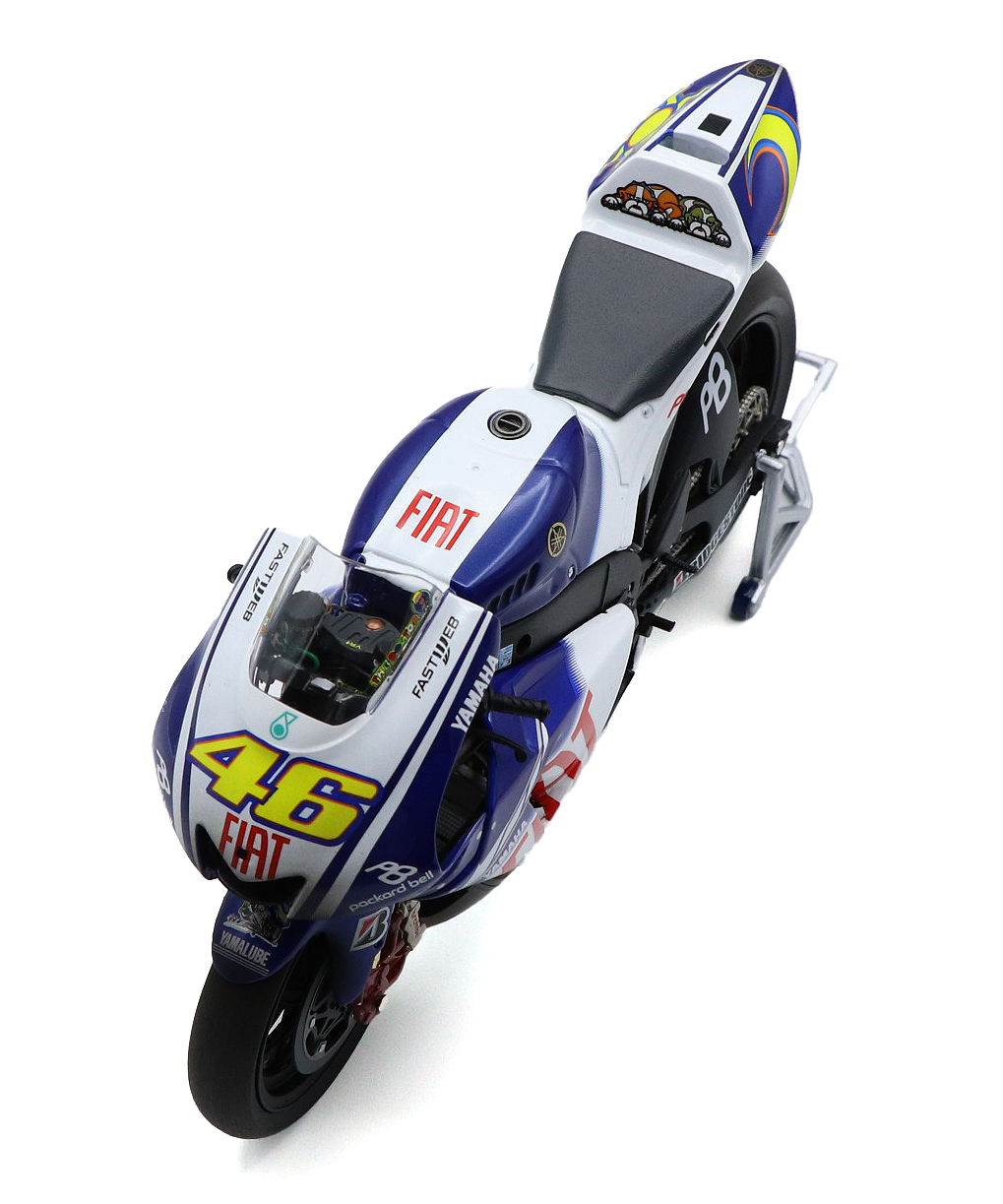 ❗️美品　毎日〜1000円値下げ❗️YAMAHA YZR バレンティーノロッシモデル Amazon | マイスト 1/18 ヤマハ YZR-M1 2018 MotoGP GP18
