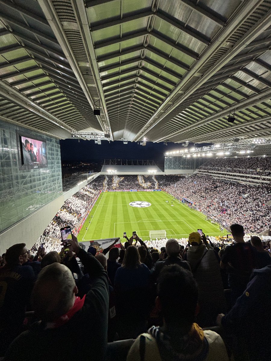 totalBarca's tweet photo. I have to say, the Newcastle fans were great.

Respect to them, a proper football club 🫡 https://t.co/onz1G8k3dV