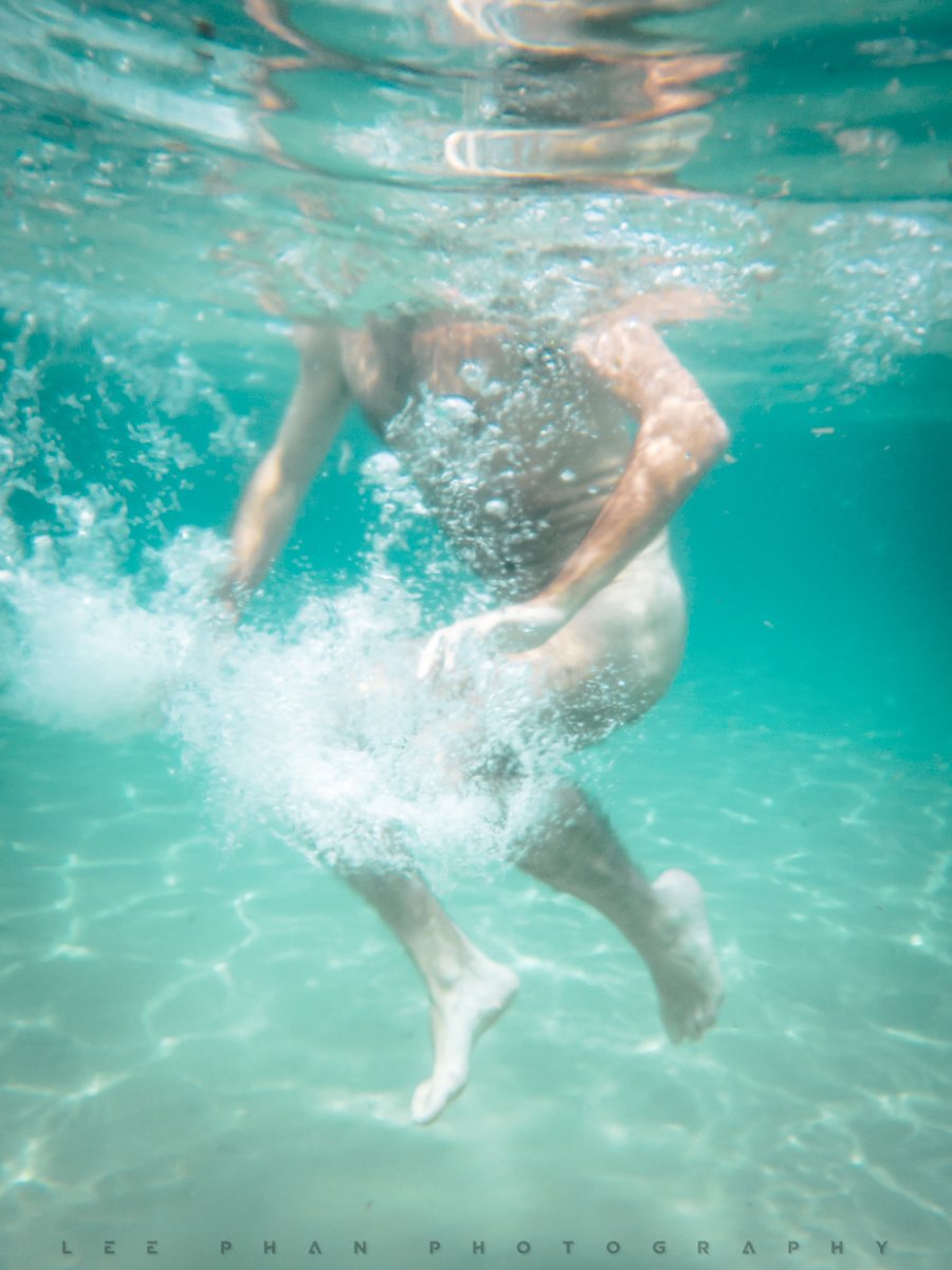 lp_malefigure's tweet photo. In the forgotten world. Underwater portrait.
Model: Simon
#nature #underwater #portrait #sea https://t.co/aIZEQ1L7iZ