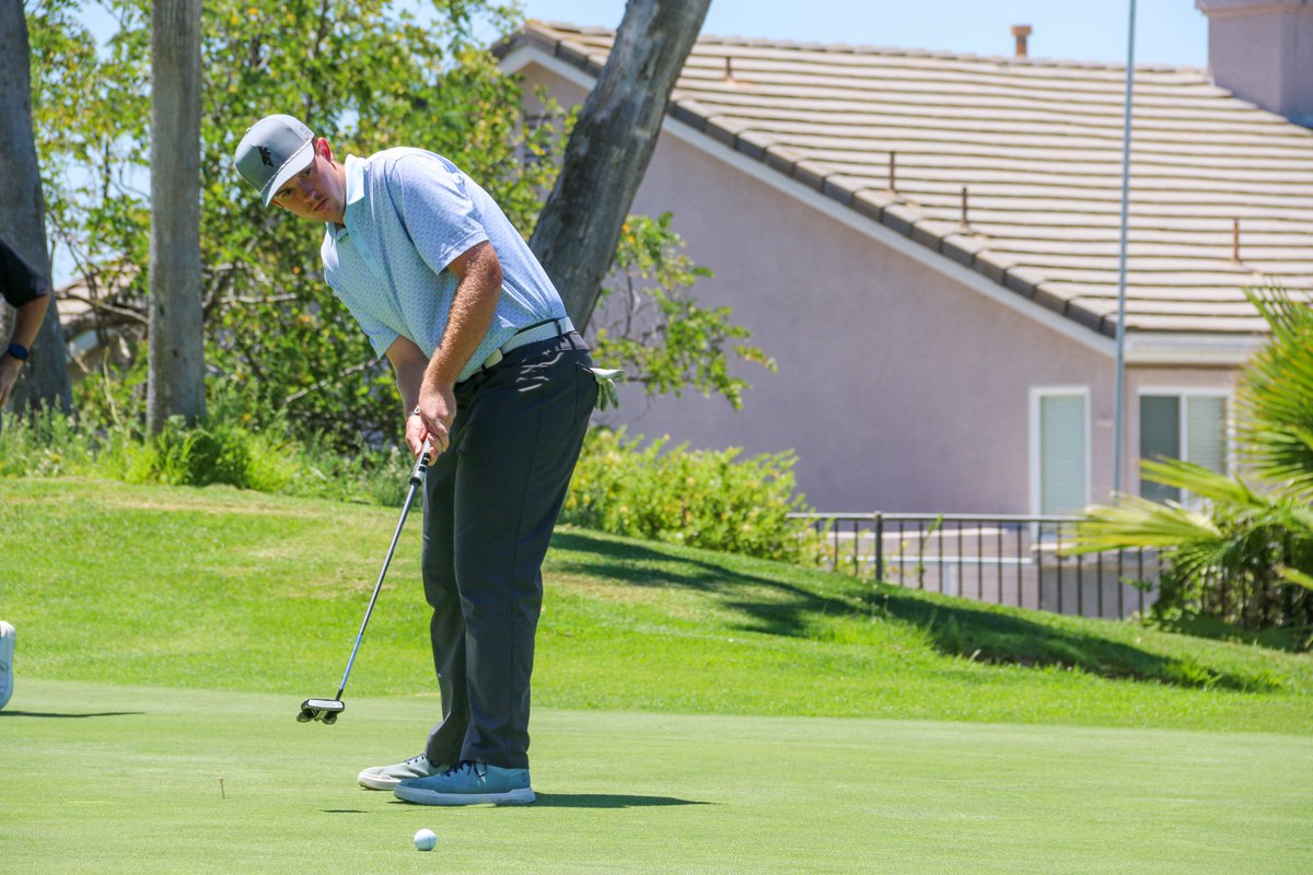 GolfCollege's tweet image. Checkout these photos from last semester's Scramble Cup! #TBT
facebook.com/media/set?vani…