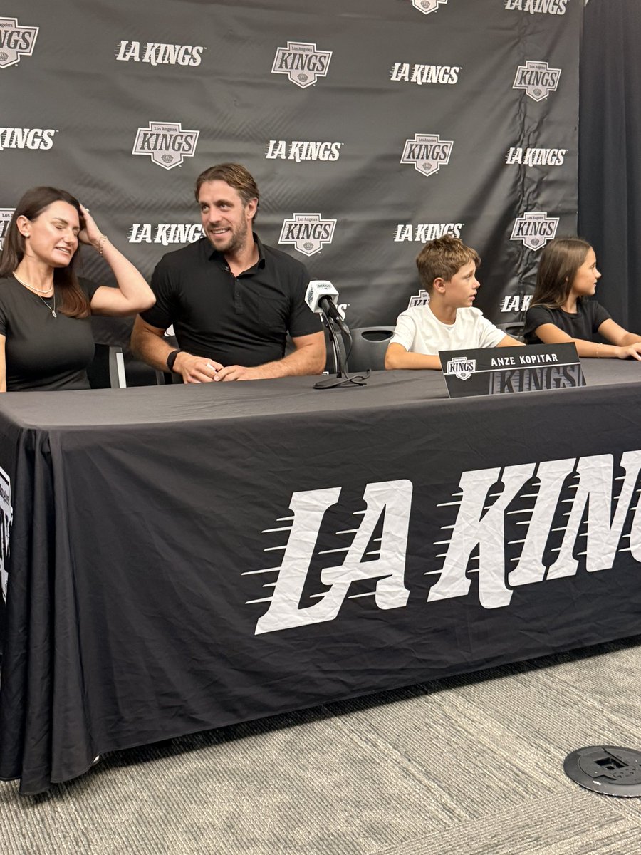 It's official.
Anze Kopitar's 20th and final season as an LA King starts Oct 7.
The decision is final, I asked if team success could change his mind (getting to Cup Final, not winning), it would not.
Though family roots are solid in LA, plan is to move back to Slovenia.