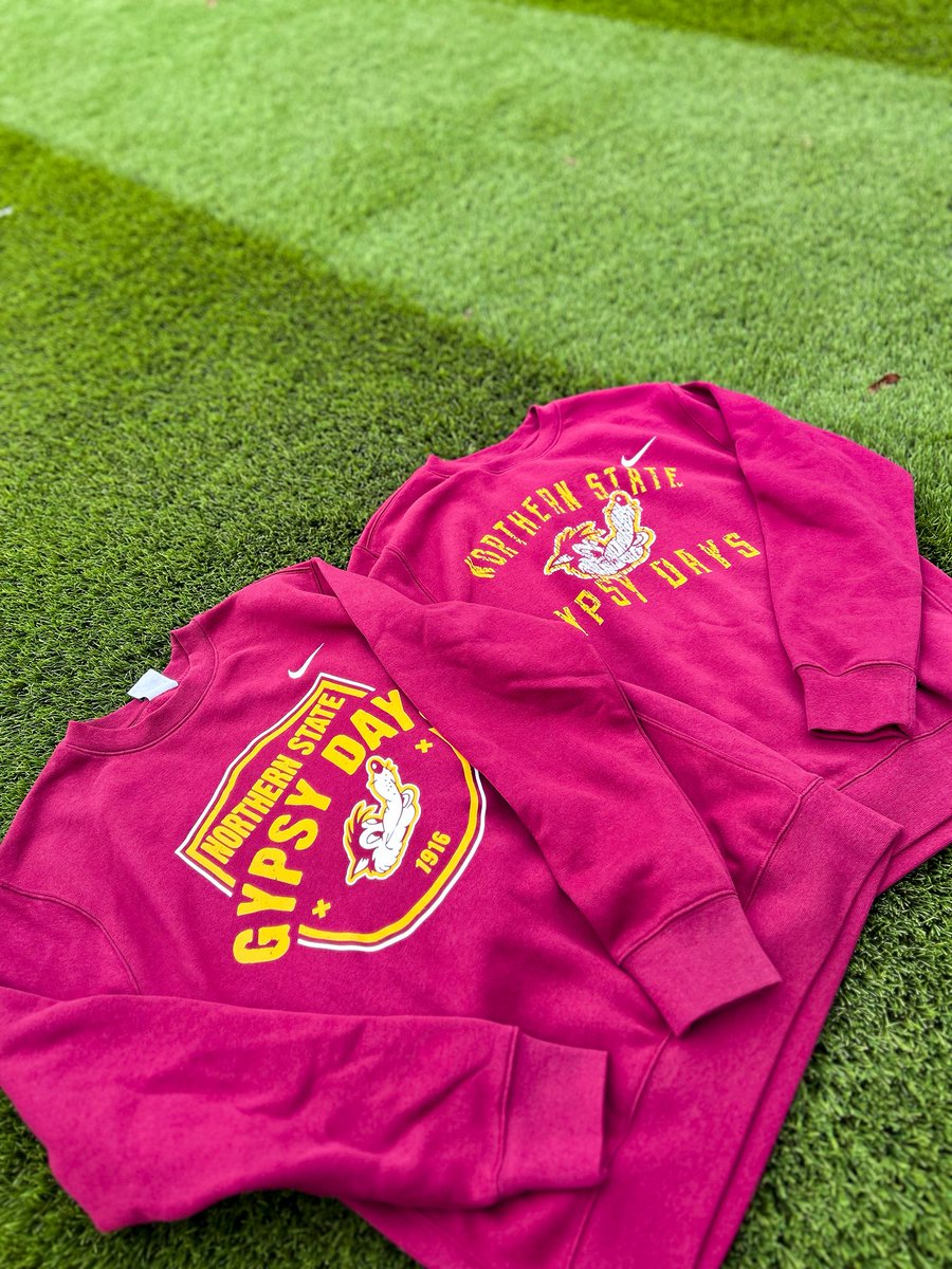 WolvesTMStore's tweet image. Get the gear before the game!
𝙎𝙝𝙤𝙥 𝙉𝙤𝙬!
🔗bit.ly/nsuteamstore
Store is open 4-7 today and tomorrow!
Shop online for shipping or pick up.
