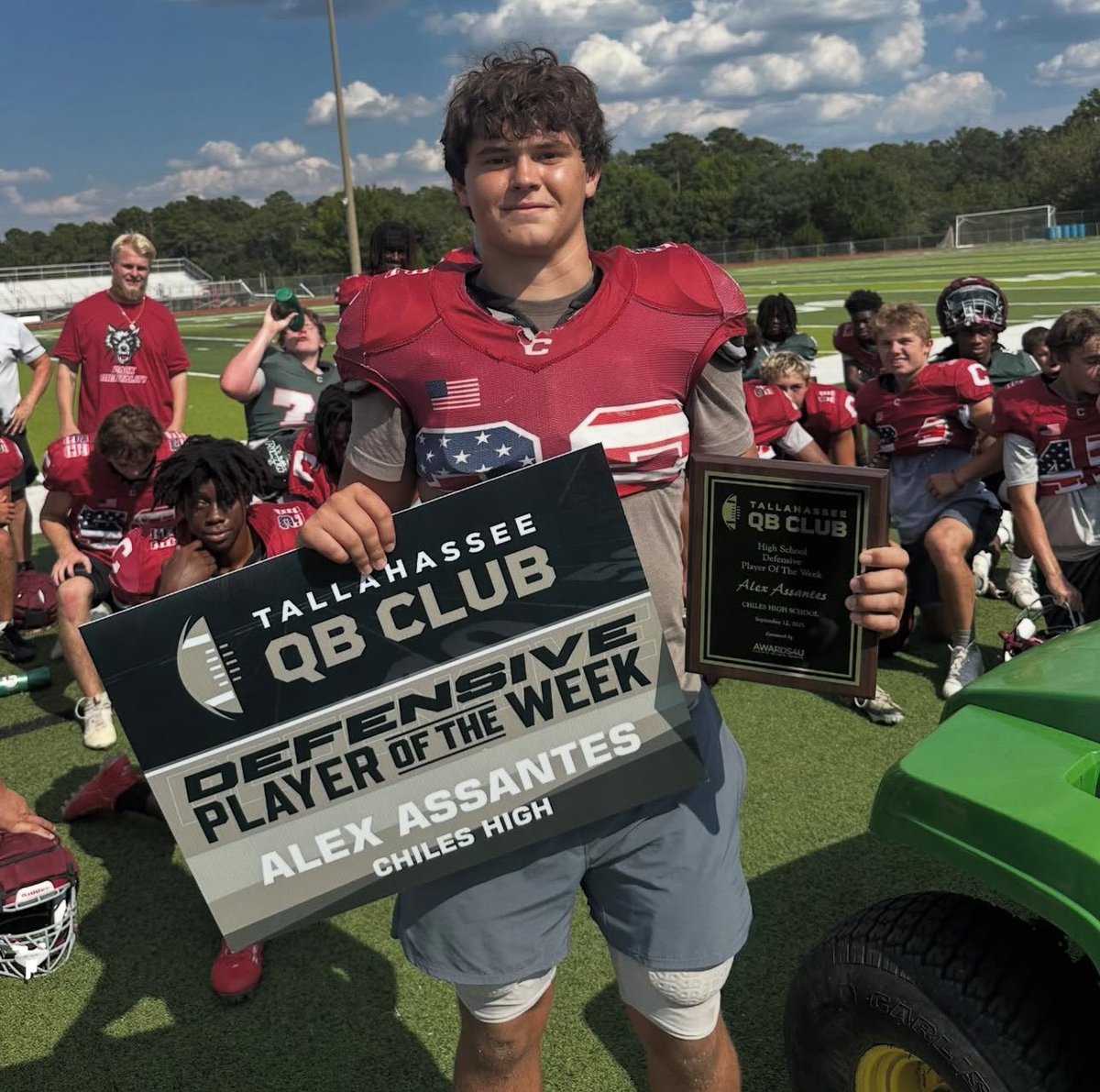 Alex Assantes (@aassantes2026) on Twitter photo Extremely grateful to have won this award, big thank you to my teammates and coaches.
<a href="/TQB_Club/">Tallahassee QB Club</a> <a href="/ChilesTDC/">Lawton Chiles High School Football</a> <a href="/Bill31529/">Bill Ragans</a> Extremely grateful to have won this award, big thank you to my teammates and coaches.
<a href="/TQB_Club/">Tallahassee QB Club</a> <a href="/ChilesTDC/">Lawton Chiles High School Football</a> <a href="/Bill31529/">Bill Ragans</a>
