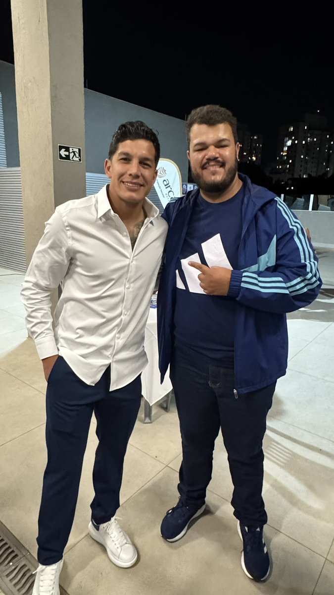 Daniel tweet media
