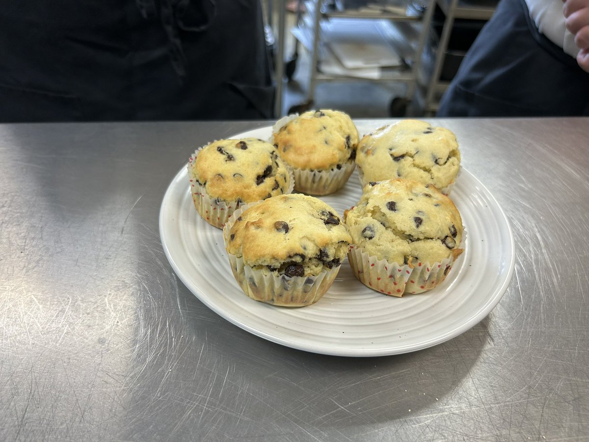 msdaniel45's tweet photo. Level 1 students kicked off their baking unit this week! Today they practiced the muffin method, mixing wet and dry ingredients separately, then combining them with just enough stirring to make light, fluffy muffins. https://t.co/a5Odv96BK7