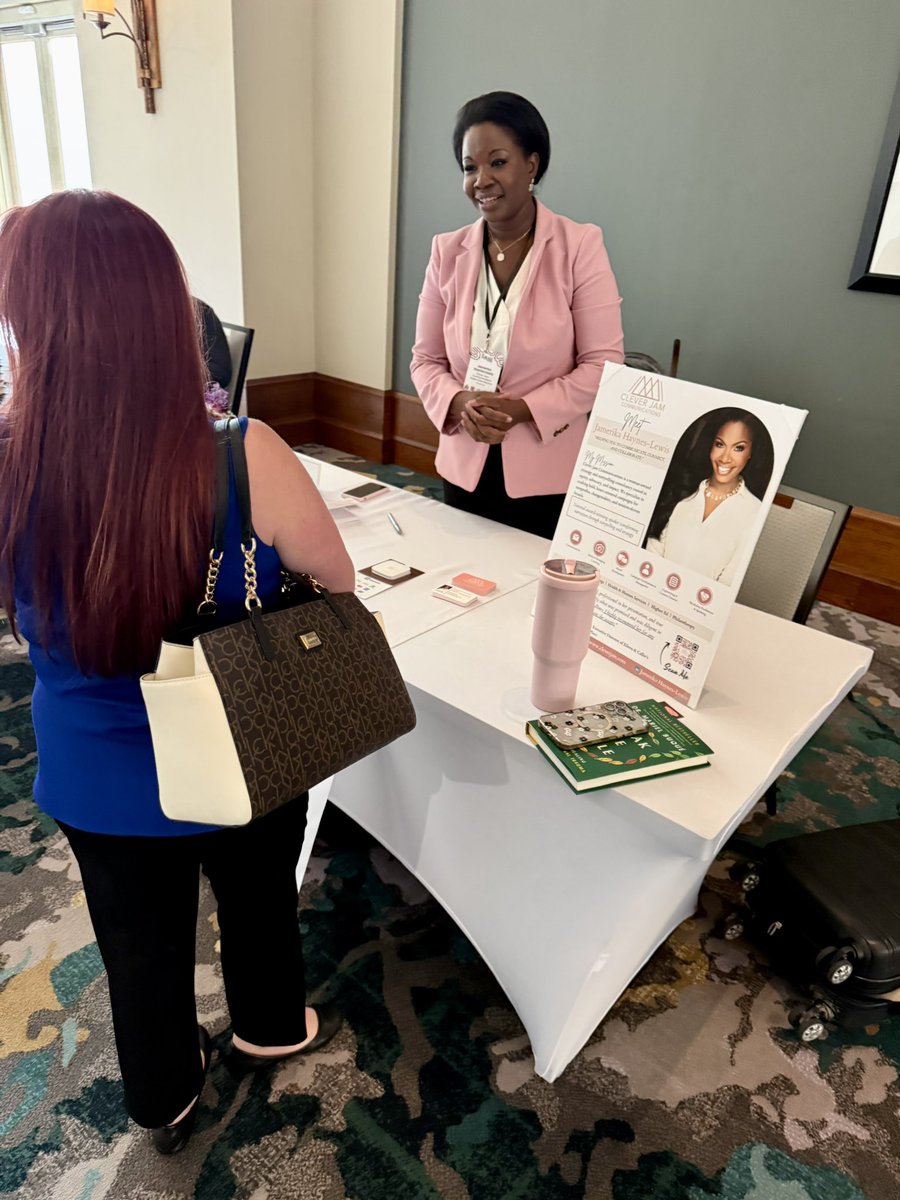 CleverJamComms's tweet photo. Loved connecting with colleagues &amp; celebrating the debut of Rooted &amp; Rising at #TCCAC2025 by the @TXAllianceCFS . 
“The Village” theme was a powerful reminder: it takes all of us to help families thrive.
Workshop/Stage 📸: Erin Reas https://t.co/dhXyIGcbjt
