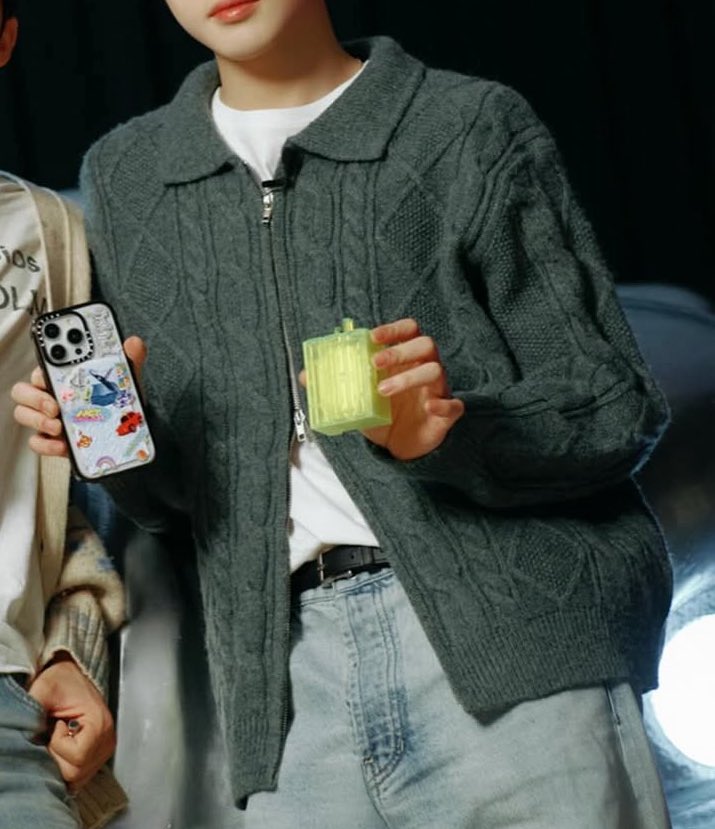애옹 tweet media