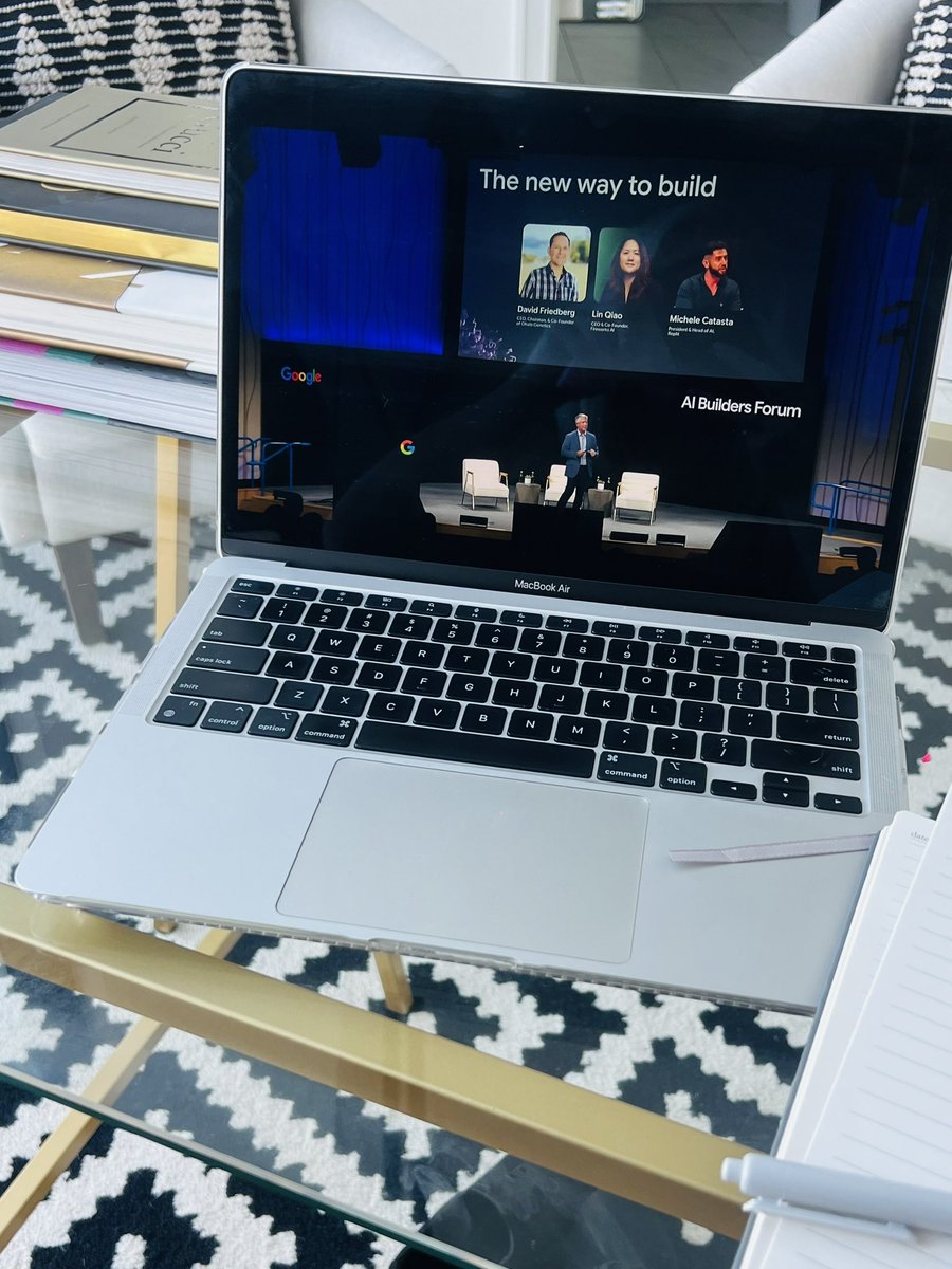 JennyGJackson's tweet photo. Tune in and take notes! Google's Al Builders #AI #Google #Moonshot #NanoBanana #Gemini #VEO #GoogleBuilders
 @LinQiao #DavidFriedberg #MicheleCatasta
https://t.co/HZsu5OlMoY https://t.co/om7uMguEz0