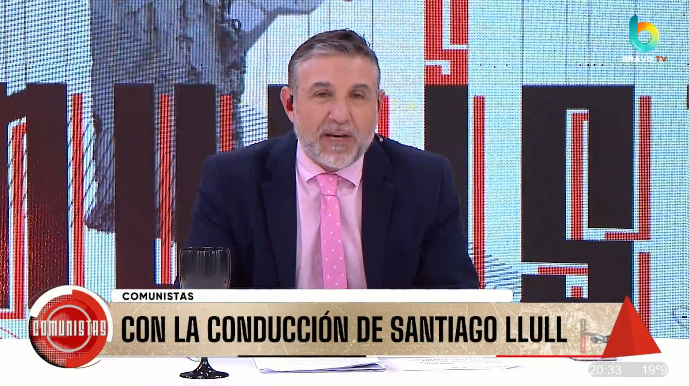✊ ¡Ya arrancó Comunistas! <a href="/SantiagoLlull/">El lobo bueno de la city</a> te acompaña con nuestro comité especial de camaradas hasta las 22 horas en vivo

➡️youtube.com/live/RSzYHeh7u…