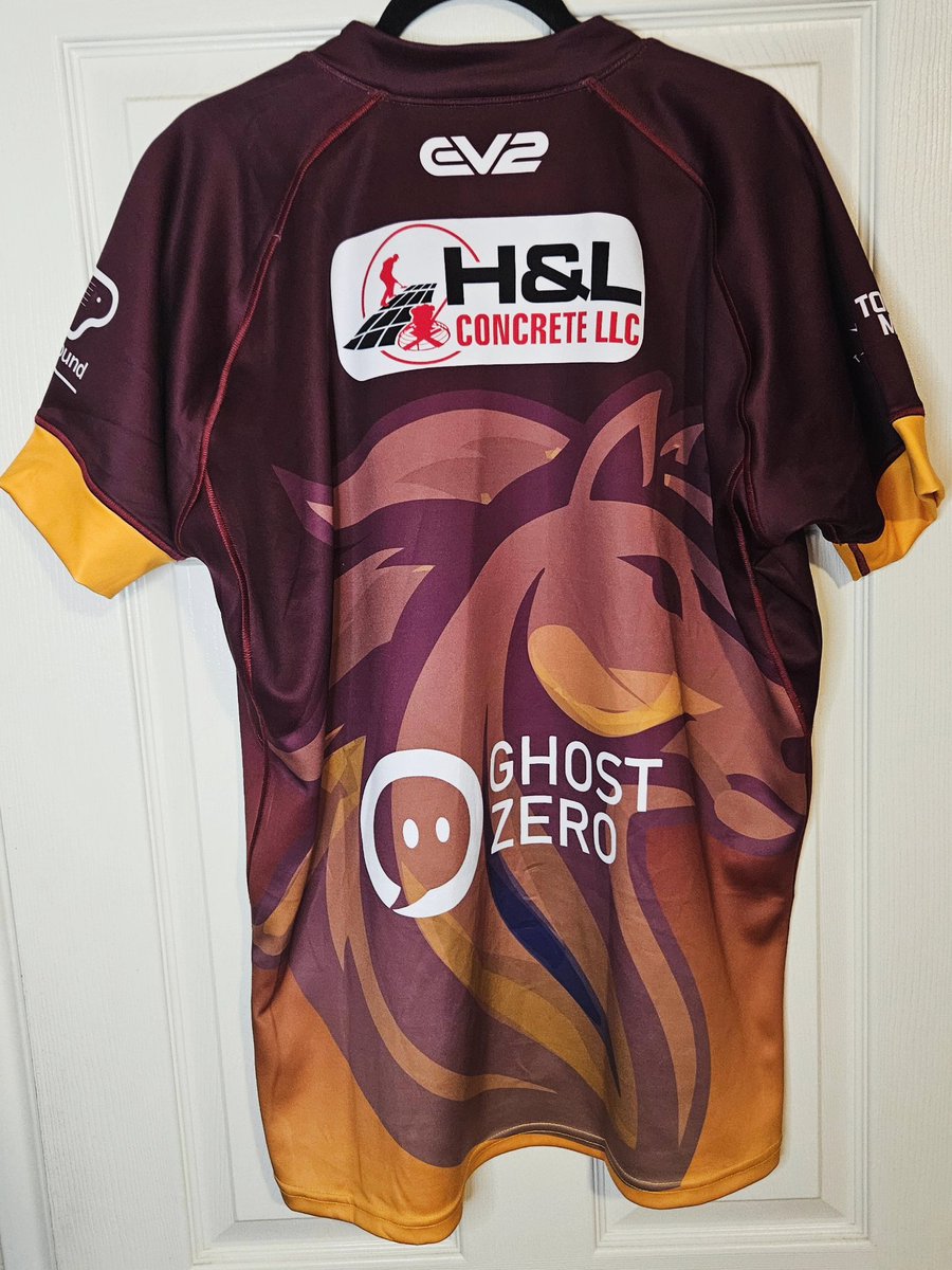 2025 Provo Broncos shirt by <a href="/ev2sportswearau/">EV2 Sportswear Australia</a>. They play in the <a href="/utahrugbyleague/">Utah Rugby League Association</a>. They won the Hopoate Cup for the 3rd straight time. Color scheme, shirt construction, texture on the chest, and bronco on the back. 🤎💛🏉 #kitcollector #rugbyshirt #provobroncos #utahrugbyleague