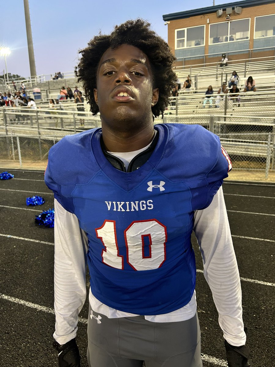 VBDMEDIA's tweet photo. North Meck Scores 14-0
 Touchdown by Ayden S (WR/HB)

@5STARR_AYDEN 
@pepman704 
@PrepRedzoneNC 
@nchssportspage 
@NorthMeckFB 
@CoachVereen 
@CoachBlakeOL https://t.co/OrvinrsbSh