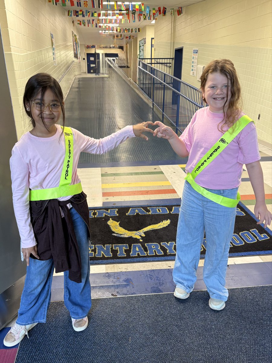 JohnAdamsElem's tweet image. School is more fun when you&apos;re #twinning! #schooleveryday #Attendancematters