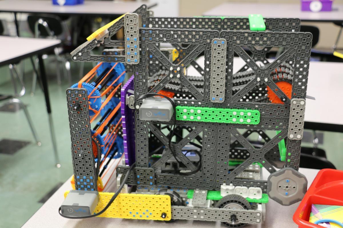 rucoschools's tweet image. Six Rutherford County Schools educators were among nearly 200 applicants to receive robotics grants from the Tennessee Valley Authority and Bicentennial Volunteers, Inc. 🎉

This is the first year for the robotics awards program, similar to TVA and BVI’s long-standing STEM