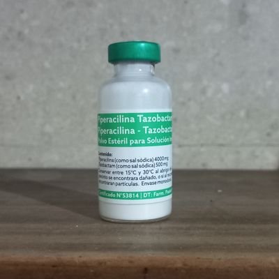 Piper_kun's tweet photo. Vademécum de waifus 

Nombre: Piperacilina Tazobactam 
Tipo: Antibiótico, familia de las penicilinas ("Piper", para los amigos) 
Descripción: Se utiliza para tratar la neumonía e infecciones abdominales, entre otras. https://t.co/Gb7EoRLe3z