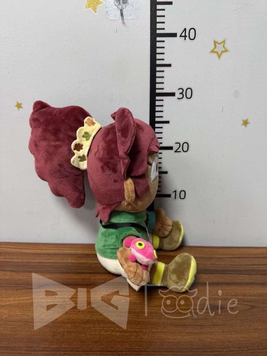 BigToadie's tweet image. Timeskip Anne update #2:
She’s looking much better with the color adjustments! Just a few tweaks left before she’s finished!!

Hoping to start preorders in October after @Froggy455780’s Sasha plush campaign ends! 

#amphibia #AnneBoonchuy